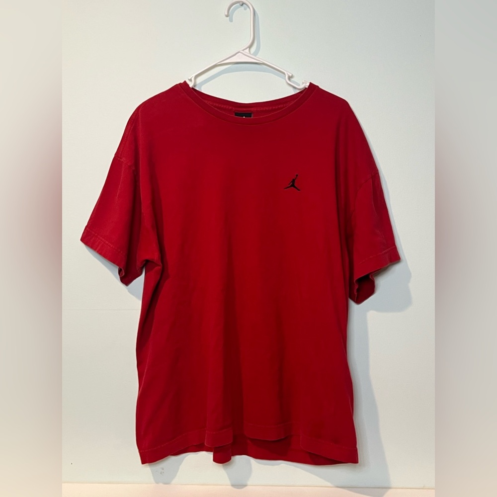Nike Jordan Men’s Classic Red Short Sleeve T-shirt RN #56323, Size Large